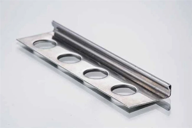 stainless L strip